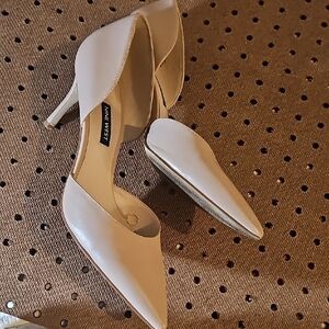 Nine West Women's Beige Heels Size 8